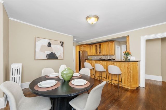 29 Sacramento St 2, Cambridge, MA 02138