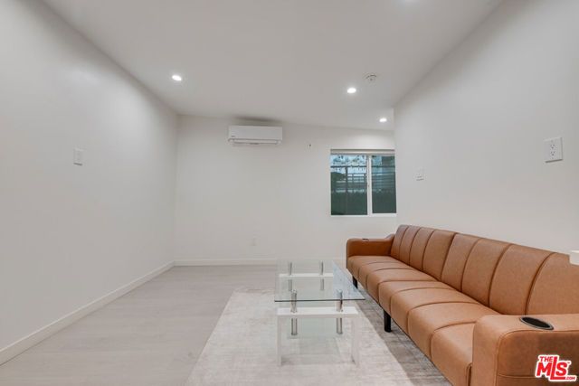 8710 N Chalmers Street, Los Angeles, CA 90035