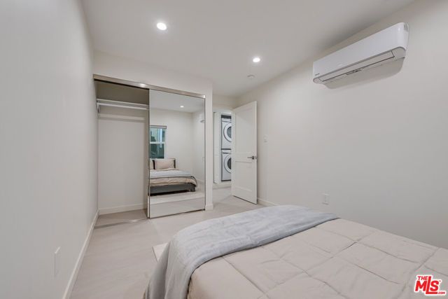 8710 N Chalmers Street, Los Angeles, CA 90035