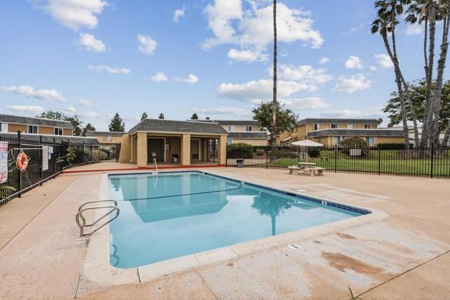 1114 Madera Lane, Vista, CA 92084