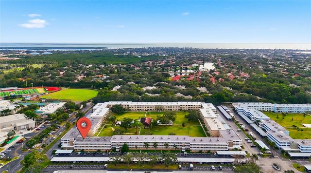 5095 BAY STREET NE 210, St Petersburg, FL 33703