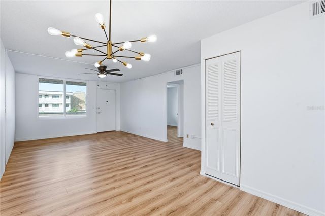 5095 BAY STREET NE 210, St Petersburg, FL 33703