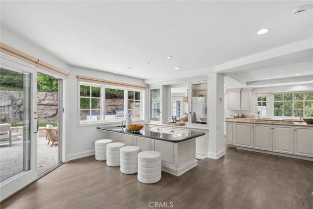 1998 Port Edward Circle, Newport Beach, CA 92660