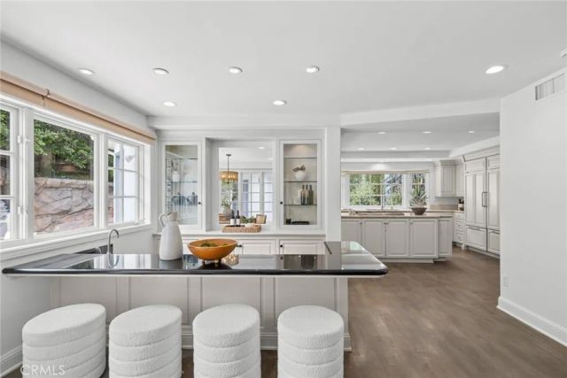1998 Port Edward Circle, Newport Beach, CA 92660