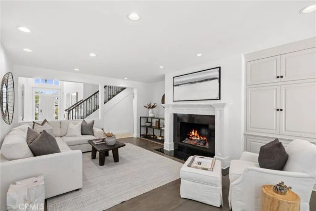 1998 Port Edward Circle, Newport Beach, CA 92660