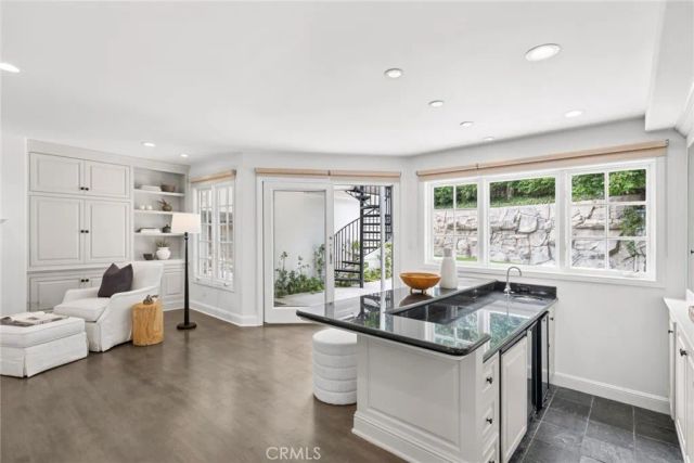 1998 Port Edward Circle, Newport Beach, CA 92660