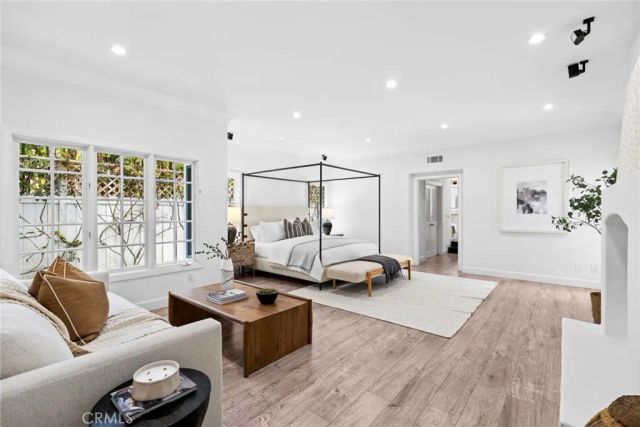 1998 Port Edward Circle, Newport Beach, CA 92660
