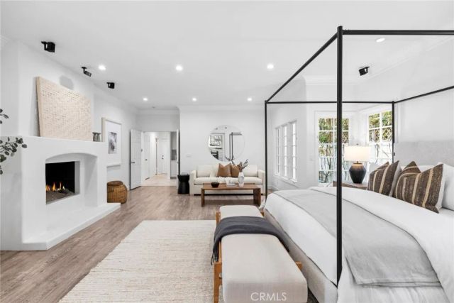 1998 Port Edward Circle, Newport Beach, CA 92660