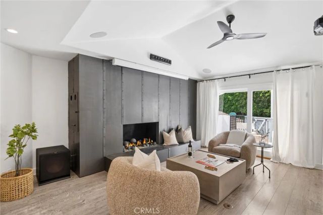 1998 Port Edward Circle, Newport Beach, CA 92660