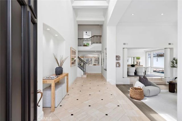 1998 Port Edward Circle, Newport Beach, CA 92660