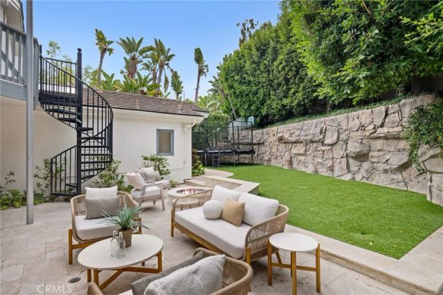 1998 Port Edward Circle, Newport Beach, CA 92660
