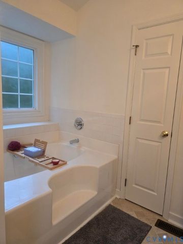 10452 Park Tree Pl, Glen Allen, VA 23060