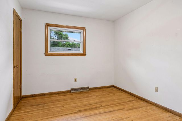 609 Mill Street, Excelsior, MN 55331