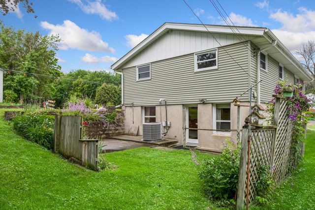 609 Mill Street, Excelsior, MN 55331