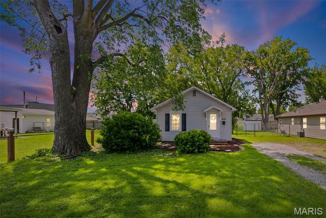 570 Shellview Street, Bethalto, IL 62010