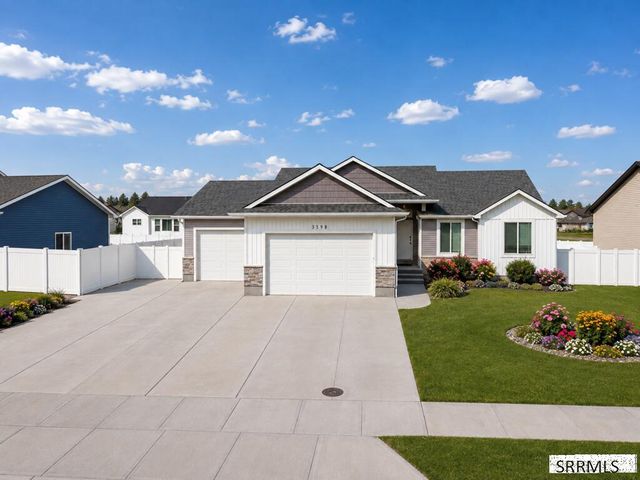 3898 N Catalina Avenue, Idaho Falls, ID 83401