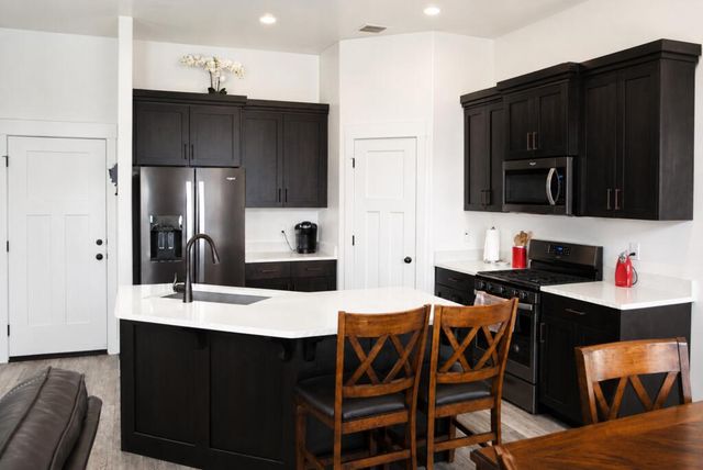 3898 N Catalina Avenue, Idaho Falls, ID 83401