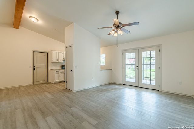 5827 Burkley Springs, San Antonio, TX 78233