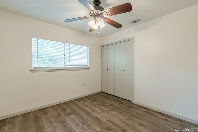 5827 Burkley Springs, San Antonio, TX 78233