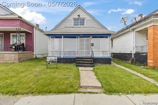 5151 Yemans Street, Hamtramck, MI 48212