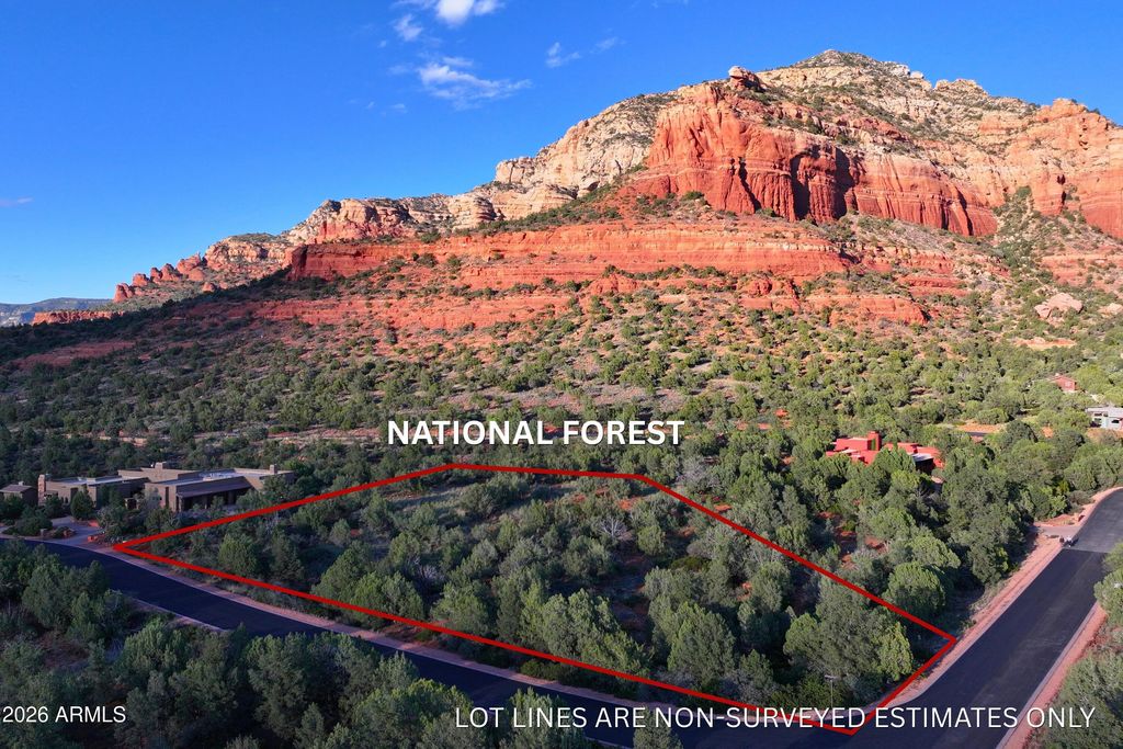 Image 3 of property listing at 110 Desert Holly Drive 3, Sedona, AZ 86336