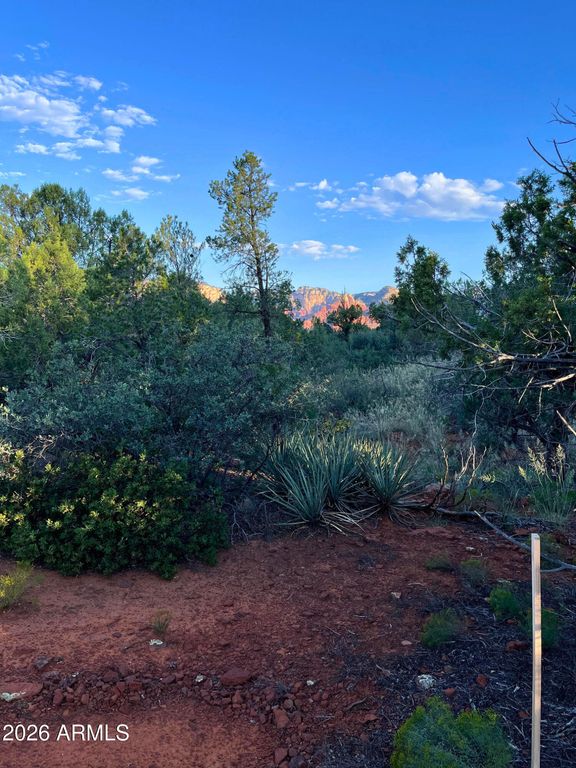 Image 9 of property listing at 110 Desert Holly Drive 3, Sedona, AZ 86336