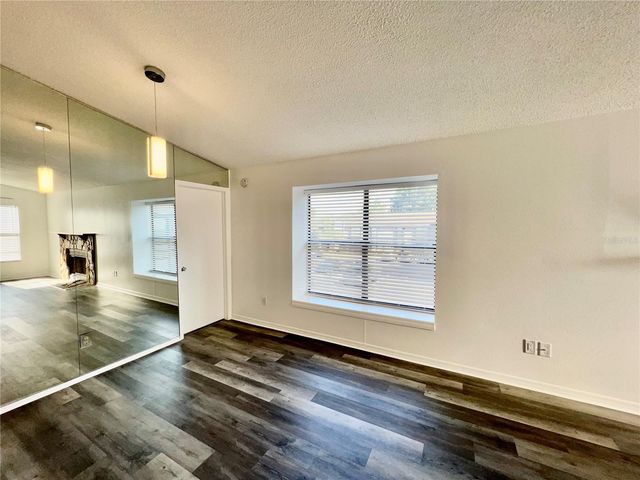 4025 ANGEL OAK COURT 203, Tampa, FL 33613