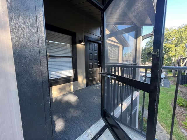 4025 ANGEL OAK COURT 203, Tampa, FL 33613