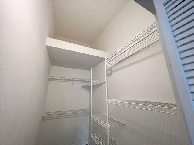 4025 ANGEL OAK COURT 203, Tampa, FL 33613