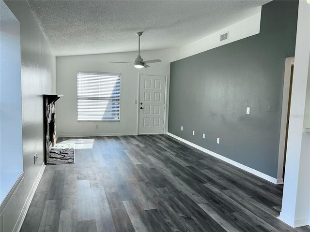 4025 ANGEL OAK COURT 203, Tampa, FL 33613