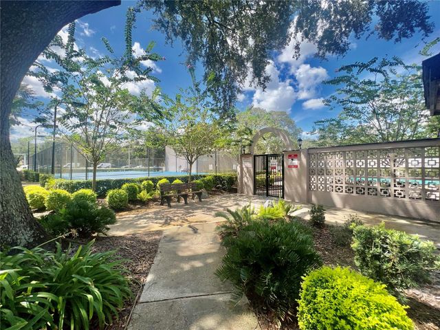4025 ANGEL OAK COURT 203, Tampa, FL 33613