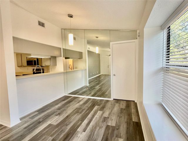 4025 ANGEL OAK COURT 203, Tampa, FL 33613