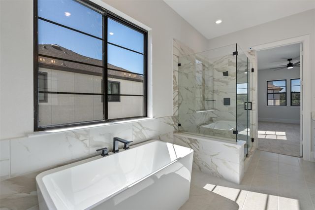 3243 Royal Oaks Hollow Lane, Houston, TX 77082