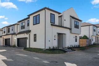 3243 Royal Oaks Hollow Lane, Houston, TX 77082