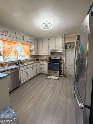 2025 Broad Street, Statham, GA 30666