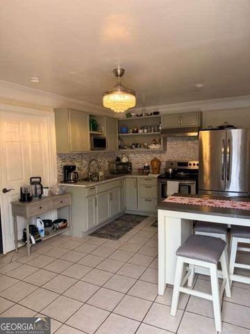2025 Broad Street, Statham, GA 30666