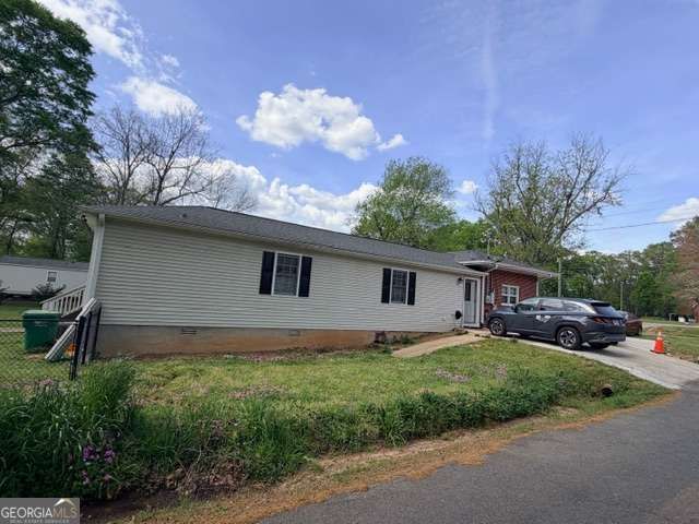 2025 Broad Street, Statham, GA 30666