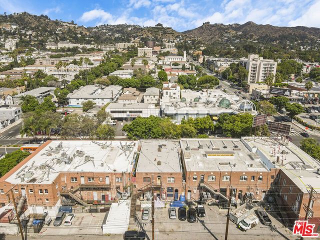 7916 Santa Monica Boulevard, West Hollywood, CA 90046