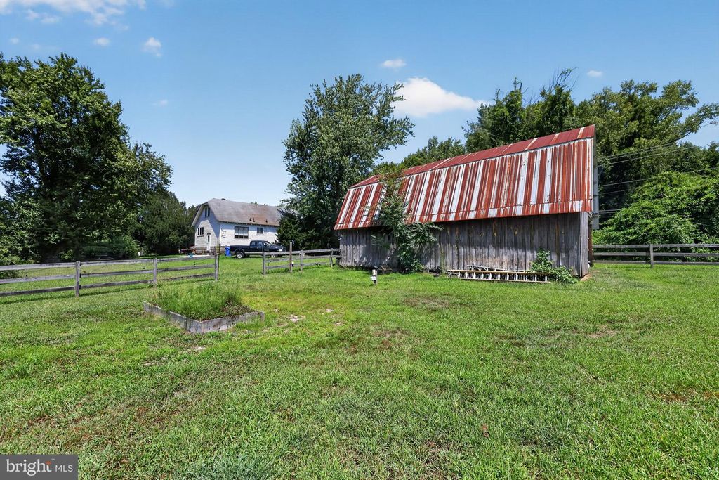 590 AURA RD, GLASSBORO, NJ 08028 — photo 2