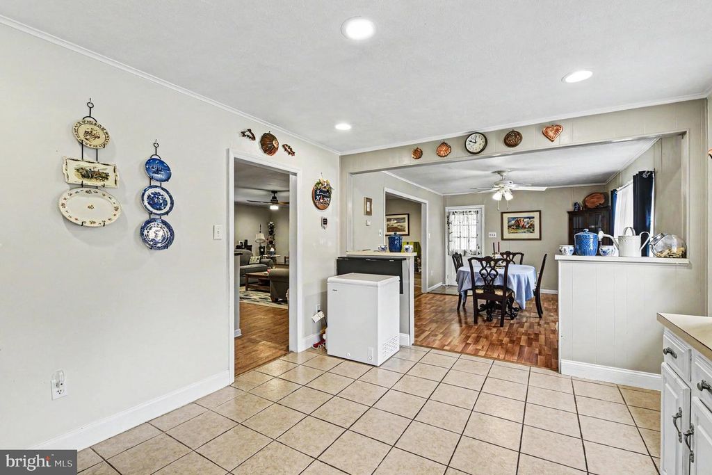 Image 10 of property listing at 52 ARDEN RD, North East, MD 21901