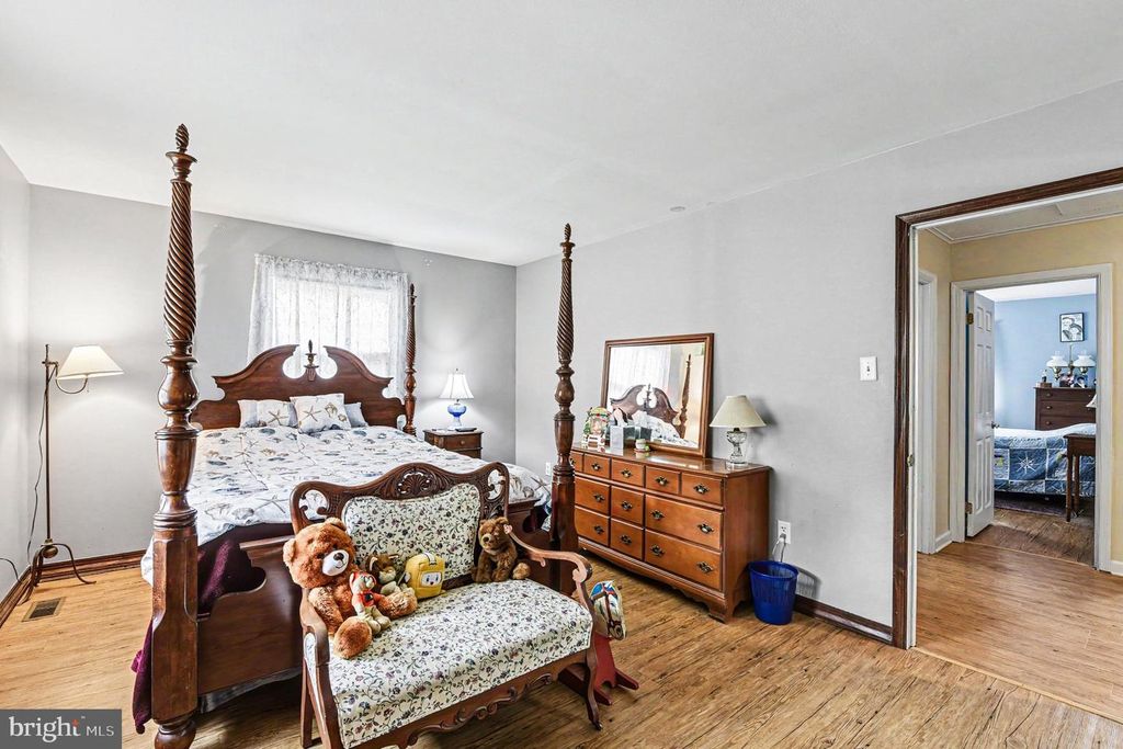 Image 12 of property listing at 52 ARDEN RD, North East, MD 21901