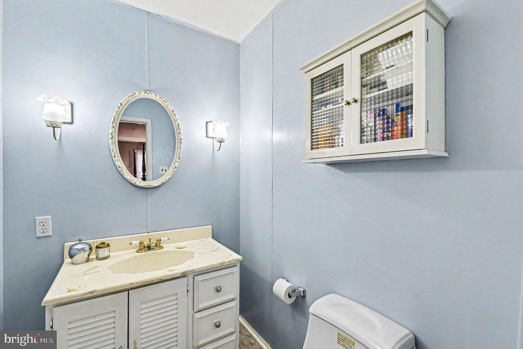 Image 15 of property listing at 52 ARDEN RD, North East, MD 21901