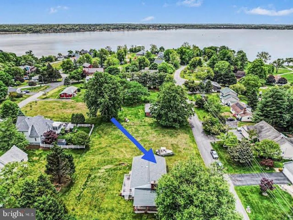 Image 3 of property listing at 52 ARDEN RD, North East, MD 21901