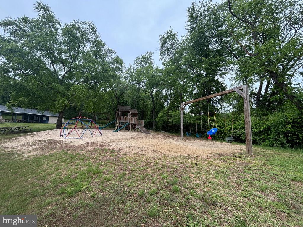 Image 38 of property listing at 52 ARDEN RD, North East, MD 21901