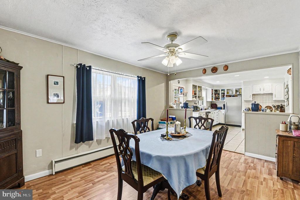 Image 8 of property listing at 52 ARDEN RD, North East, MD 21901