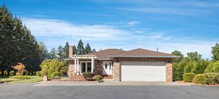 20201 N Dustin Rd, Acampo, CA 95220