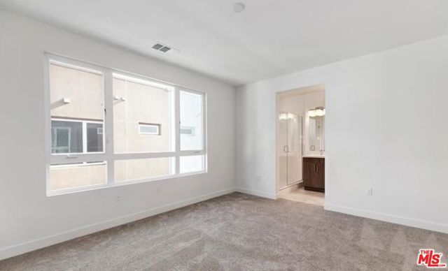 1144 W Alma Lane, Los Angeles, CA 90038