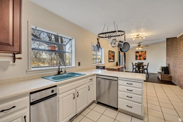 1789 N STAYNER DR, Farmington, UT 84025