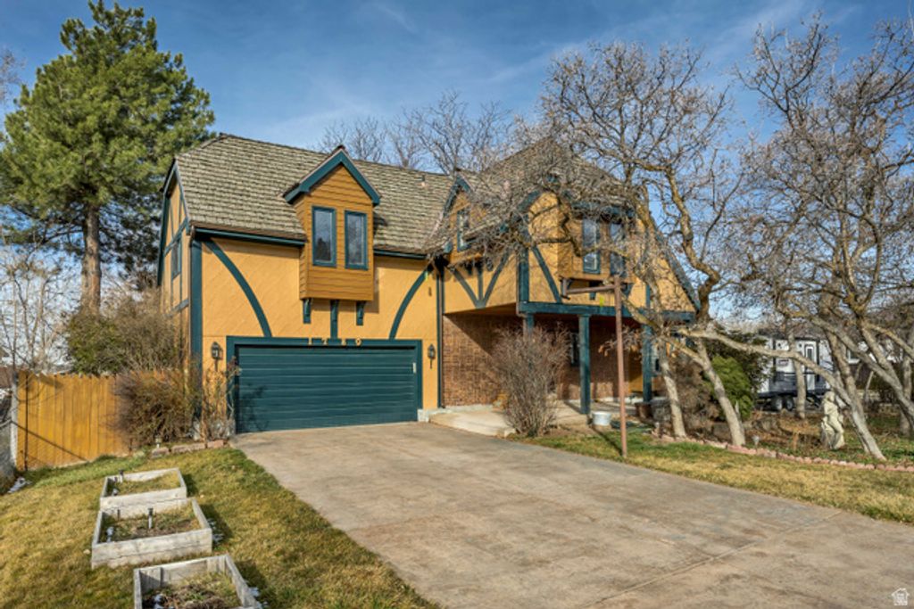 1789 N STAYNER DR, Farmington, UT 84025