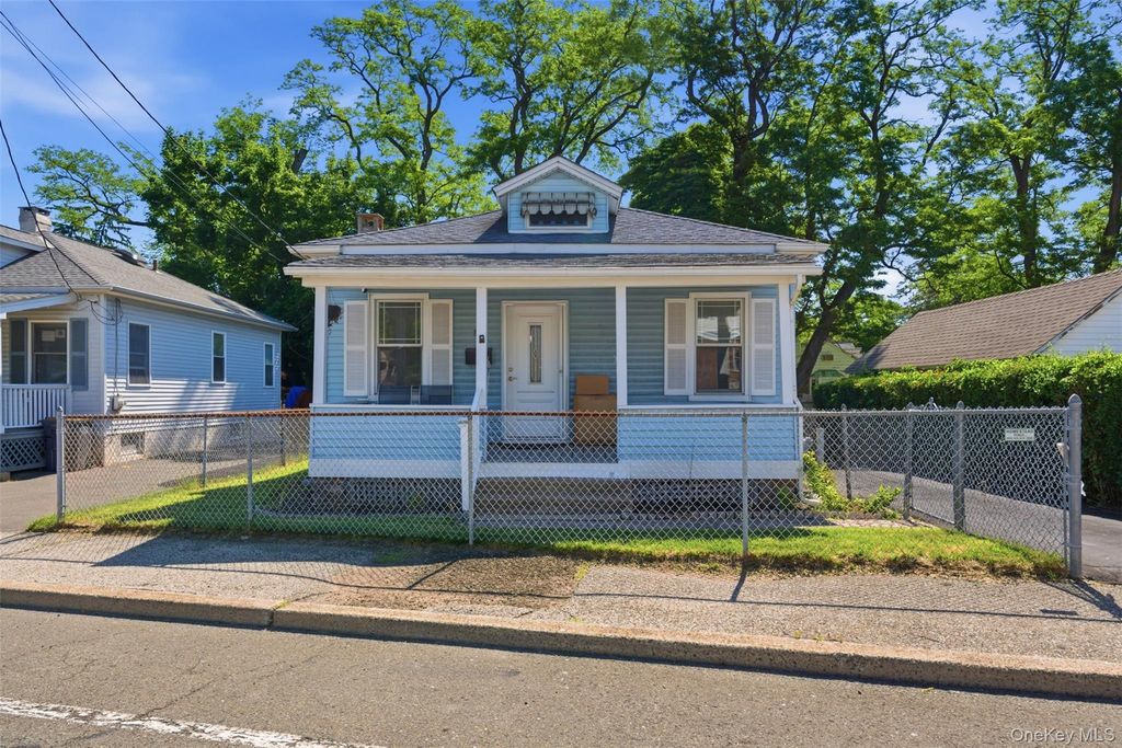 84 Main Street, Garnerville, NY 10923